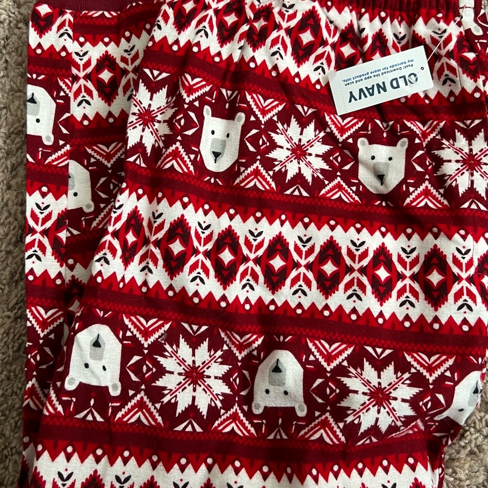Old Navy  Red Polar Bear Pajama flannel Christmas pajama Bottoms NWT